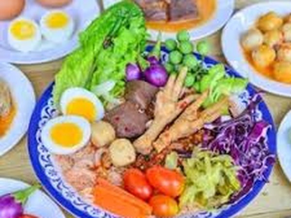 ชุดอาหารครอบครัวของครัวแล้วแต่สั่ง